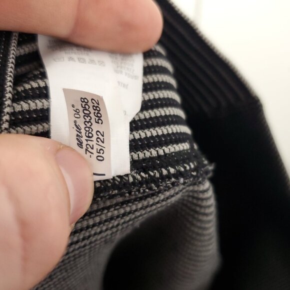 Aerie Pants Womens Offline Leggings Thick Stretchy 7/8 Length Gray Colorblock - Picture 10 of 10